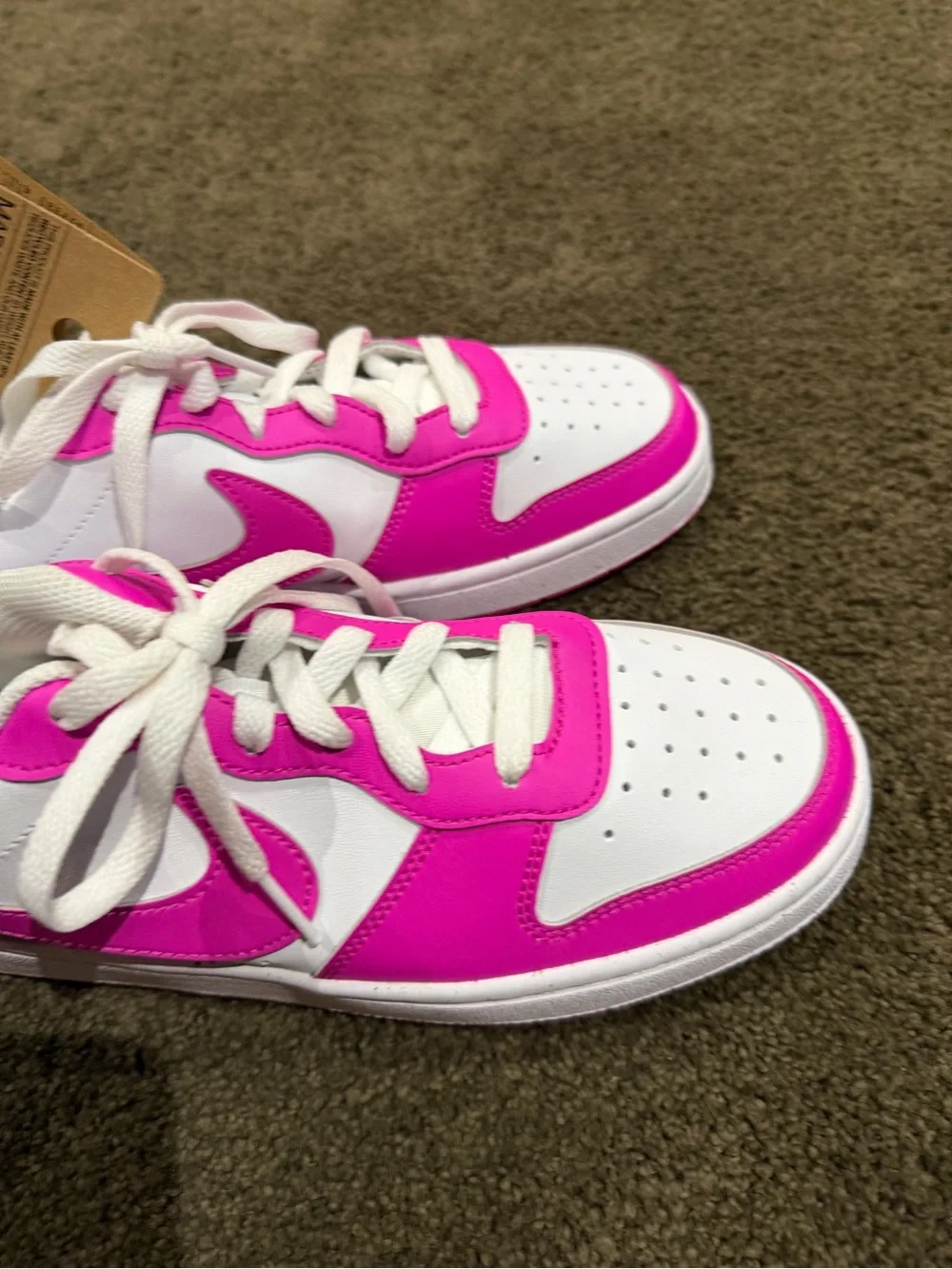 Nike Kids' Low-Top Sneakers - White & Hot Pink Sz 7Y